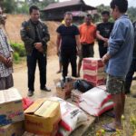 Andi Sudirman Bantu Keluarga Korban Kebakaran di Tana Toraja