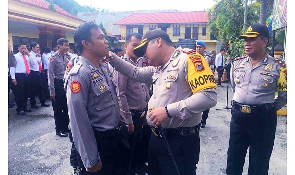 Tidak Rapi, Kapolres Tindak Ditempat