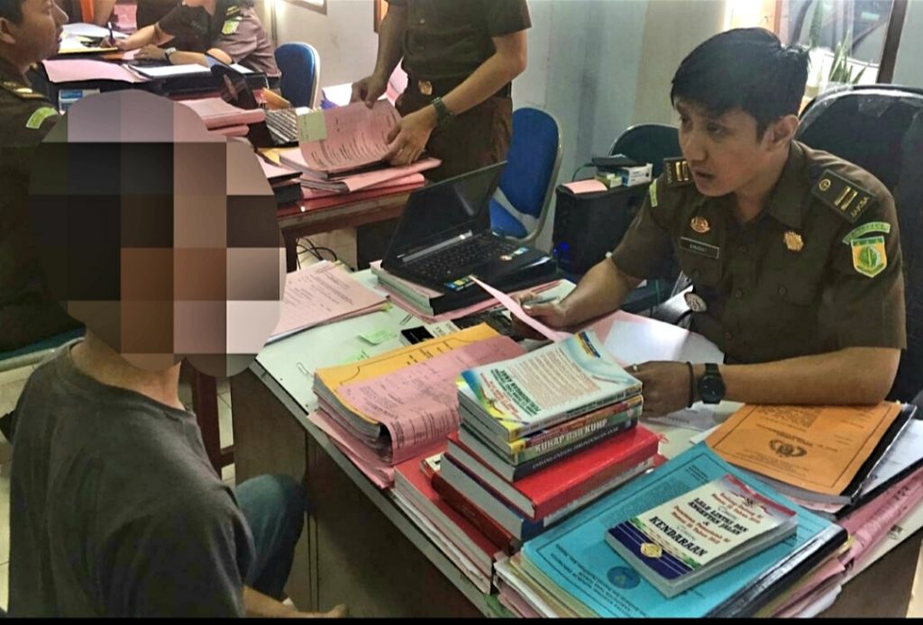 Polres Tana Toraja Serahkan BB dan Tersangka Kasus Narkoba ke Kejaksaan