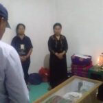 Wakil Bupati Tana Toraja, Melayat Kerumah Duka Korban Banjir