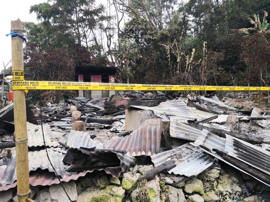 Awali Tahun 2019, Wagub Bantu Korban Kebakaran di Tana Toraja