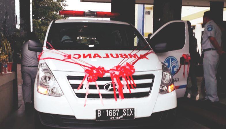 PT. Jasa Raharja Serahkan 1 Unit Ambulance ke Rumah Sakit Elim Rantepao
