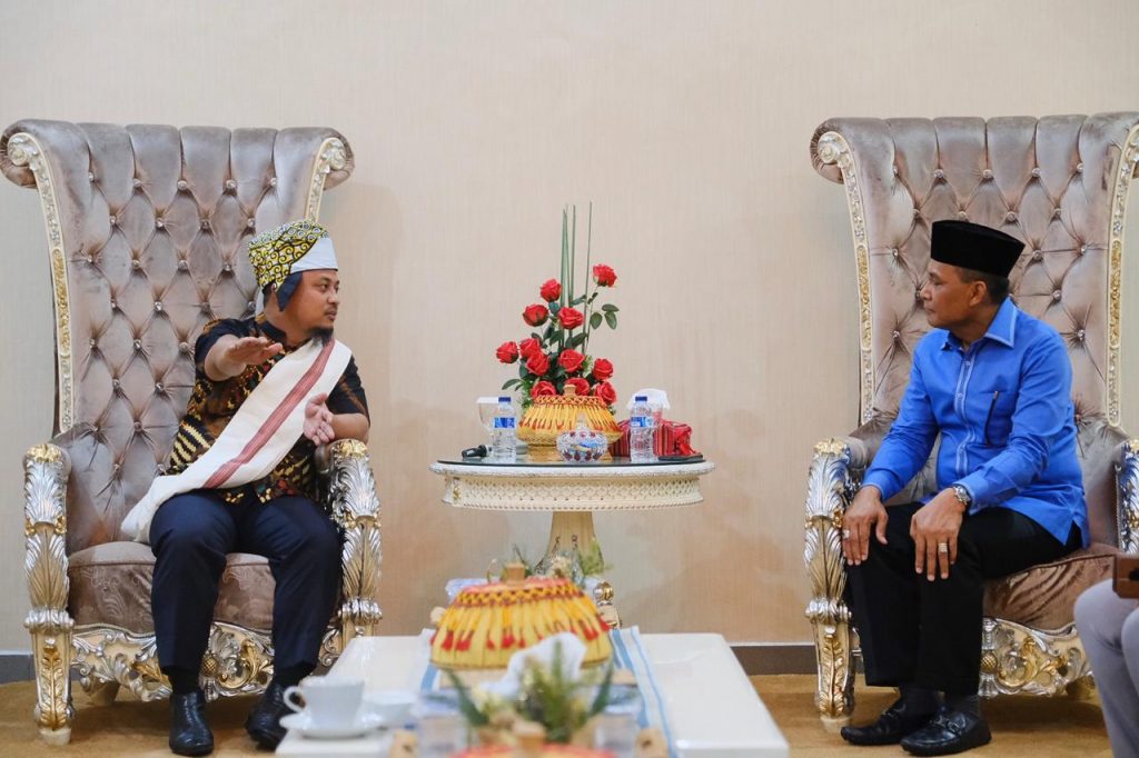 Tiba di Tana Toraja Wagub Sulsel Disambut Wakil Bupati