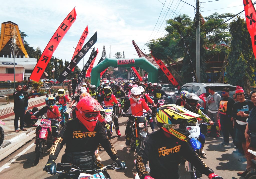 MoXart Gelar Latber "The Dream Lane Topadatindo Trail Adventure" 2 MoXart Gelar Latber "The Dream Lane Topadatindo Trail Adventure"