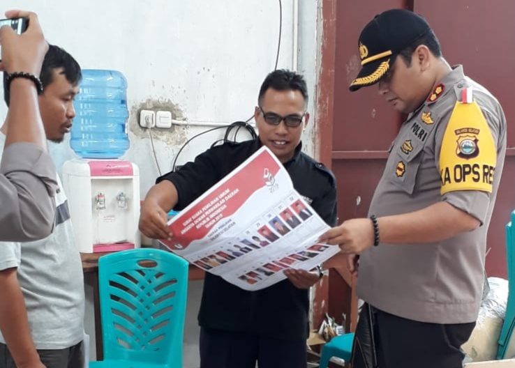 Pastikan Logistik Pemilu Aman, Kapolres Tinjau Gudang KPU Tana Toraja