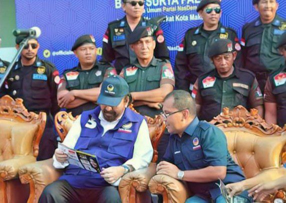 DP Ngopi Bareng Dengan Surya Paloh Dilorong NasDem Makassar