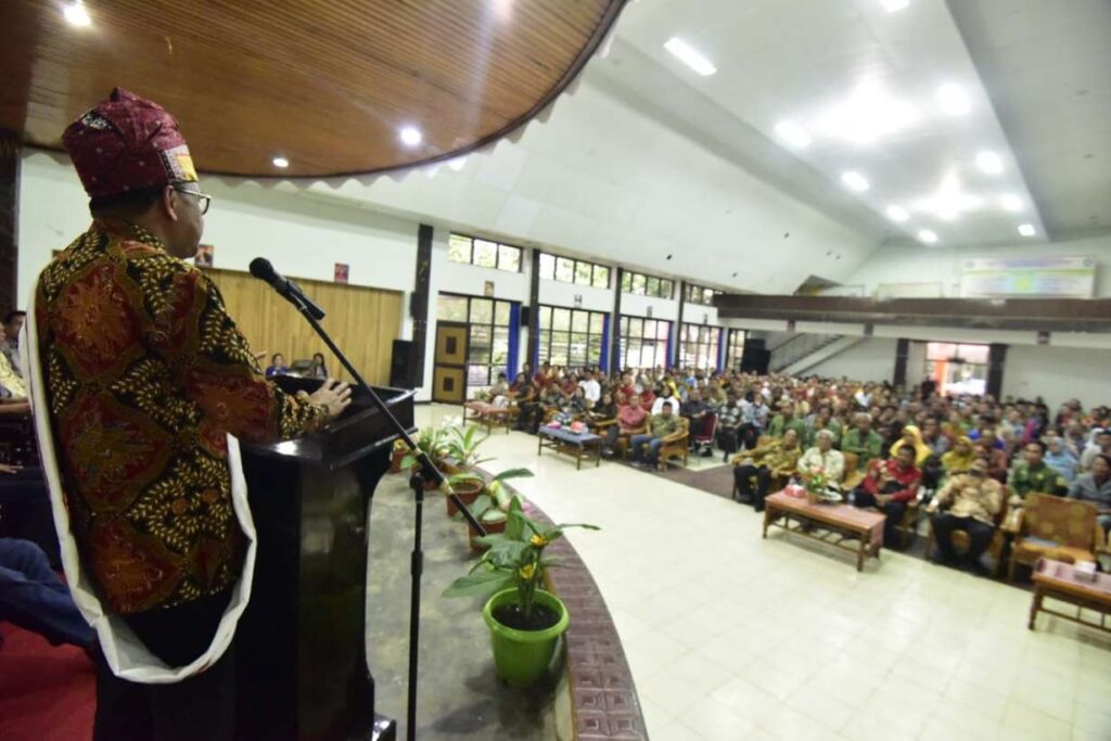 Soal Hoax Begini Pesan Gubernur Sulsel