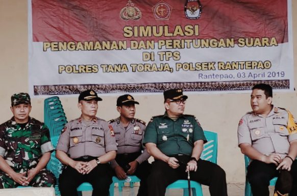 Gelar Simulasi Pengamanan Dan Perhitungan Suara Di TPS Bersama, Bentuk Dari Sinergitas Polres, Kodim dan KPU Toraja Utara