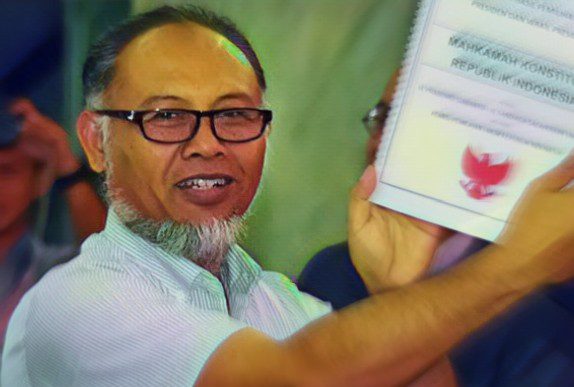 Tim Kuasa Hukum Prabowo-Sandi Bawa 51 Alat Bukti ke MK