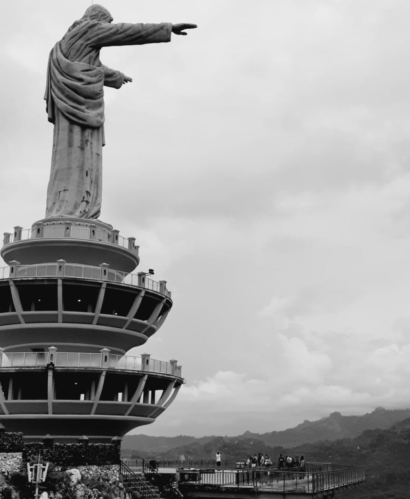 Hari Kedua Lebaran, Toraja Mulai Ramai Dikunjungi Wisatawan 2 Hari Kedua Lebaran, Toraja Mulai Ramai Dikunjungi Wisatawan