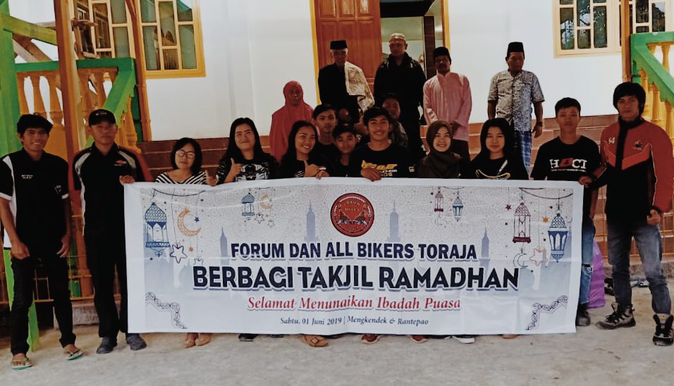 Forum dan All Bikers Toraja Berbagi Takjil 3 Forum dan All Bikers Toraja Berbagi Takjil