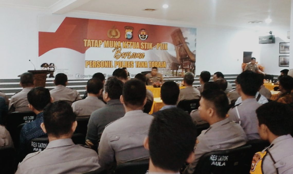 Ketua STIK Lemdiklat Polri Kunjungi Polres Tana Toraja 2 Ketua STIK Lemdiklat Polri Kunjungi Polres Tana Toraja