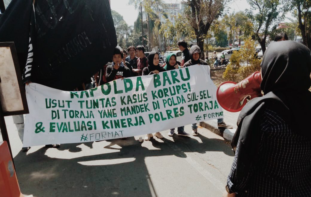Unjuk Rasa di Polda Sulsel, FORMAT Minta  Dugaan Kasus Korupsi di Toraja di Usut Tuntas