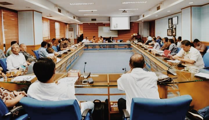 Gubernur Buka FGD Penanganan Banjir dan Longsor 2 Gubernur Buka FGD Penanganan Banjir dan Longsor
