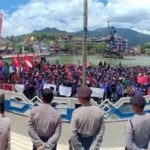 Tolak RUU KUHP dan Revisi UU KPK, Ratusan Mahasiswa Geruduk DPRD Tana Toraja