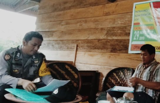 Monitoring Persiapan Pilkalem, Bhabinkamtibmas Sambangi Kantor Lembang Rano Tengah