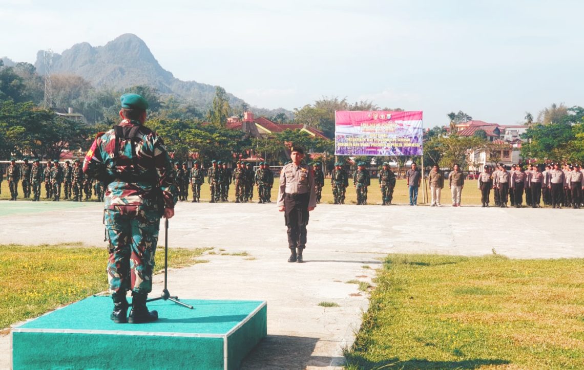 Jelang Pelantikan Presiden, TNI-Polri Gelar Apel Pasukan di Tana Toraja