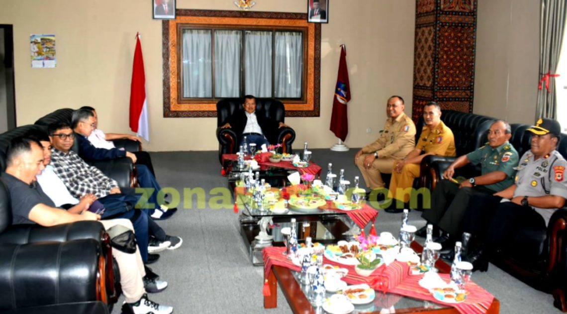 Mantan Wapres RI Jusuf Kalla Kunjungi Tana Toraja 2 Mantan Wapres RI Jusuf Kalla Kunjungi Tana Toraja