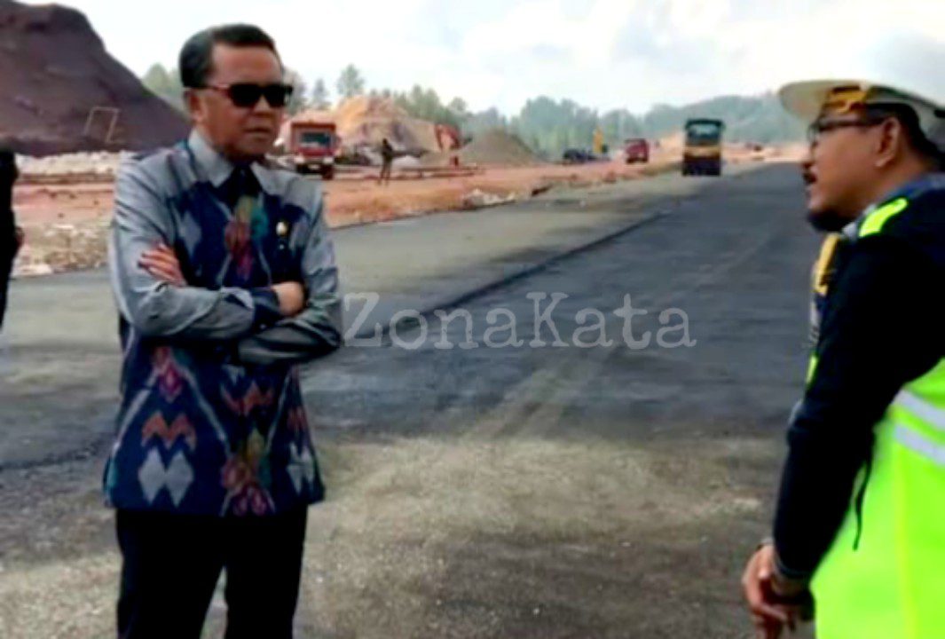 Gubernur Sulsel Nurdin Abdullah Tinjau Progres Pembangunan Bandara Buntu Kunik