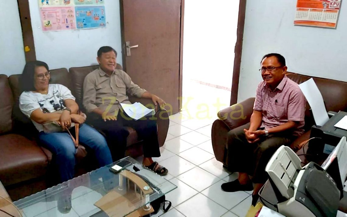 Sambangi KPU Tana Toraja, Marcellus Rantetana Akan Maju Lewat Jalur Perseorangan