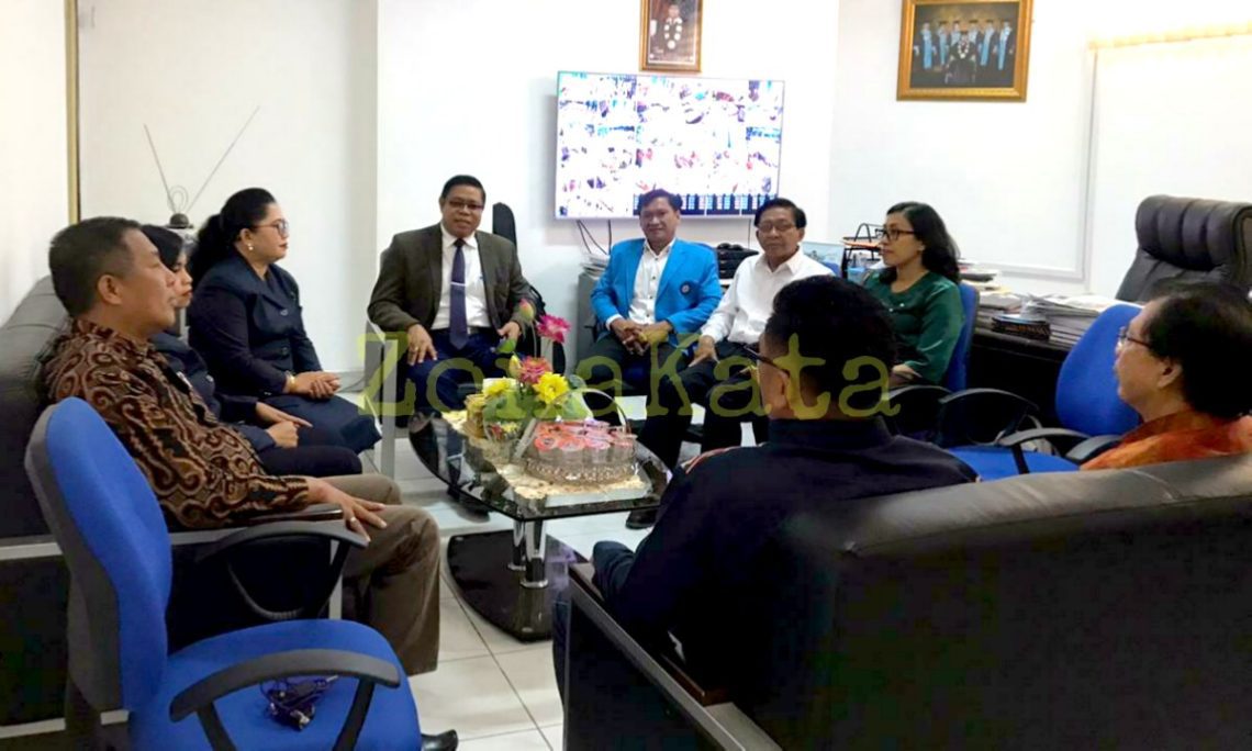 Bapemperda DPRD Tana Toraja Temui Rektor UKI Paulus Makassar