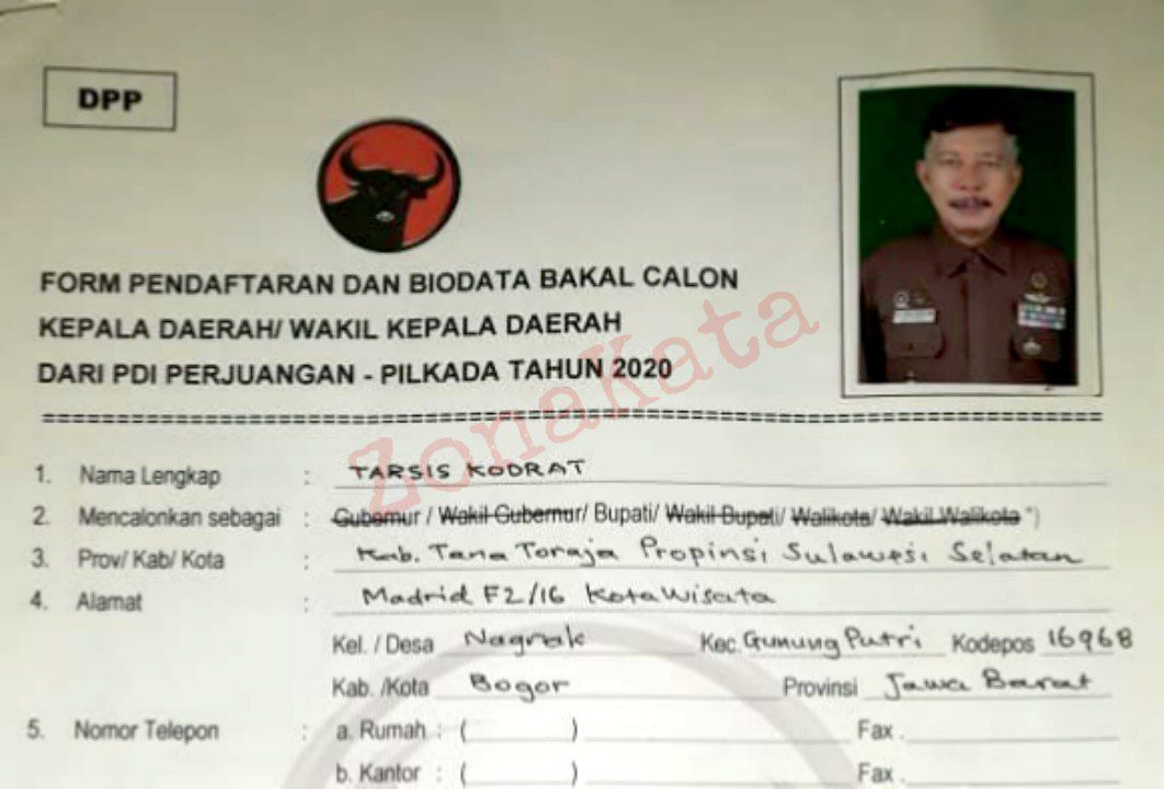 Ramaikan Pilkada Tana Toraja, Tarsis Kodrat Daftar di PDI Perjuangan