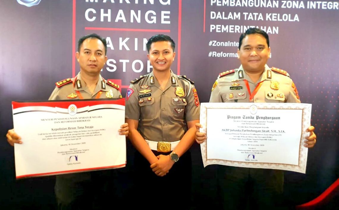 Polres Tana Toraja Raih Predikat Zona Integritas WBK dan WBBM dari KemenPAN RB 1 Polres Tana Toraja Raih Predikat Zona Integritas WBK dan WBBM dari KemenPAN RB