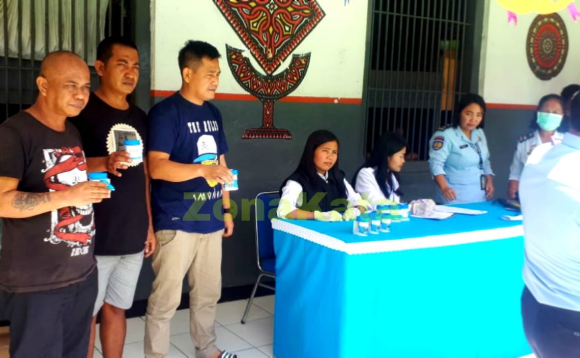 Personil Gabungan Polres dan BNNK Tana Toraja Geledah Rutan Klas II B Makale