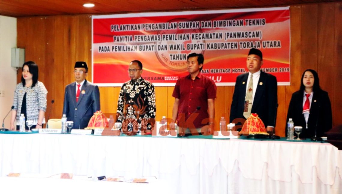 Resmi Dilantik, Panwascam Toraja Utara Diingatkan Kedepankan Netralitas