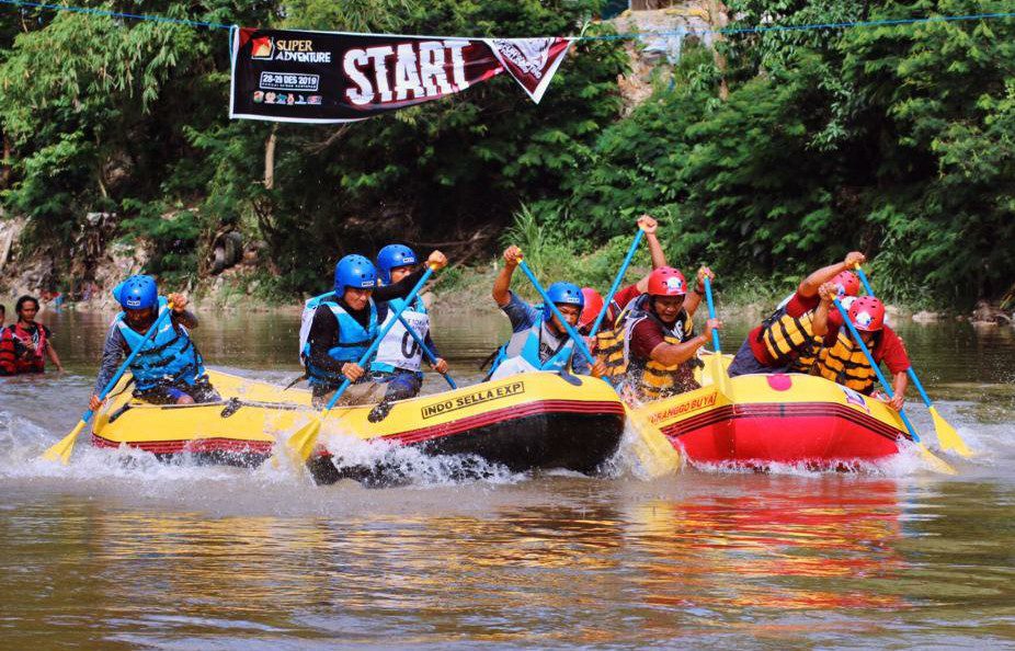 21 Tim Jajal Event R4 Fun Rafting Toraja