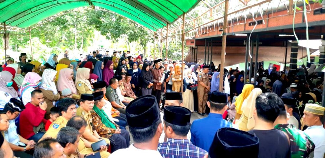 Warga Mappesangka, Kehilangan Sosok Pemimpin Yang Baik dan Penyabar 1 Warga Mappesangka, Kehilangan Sosok Pemimpin Yang Baik dan Penyabar