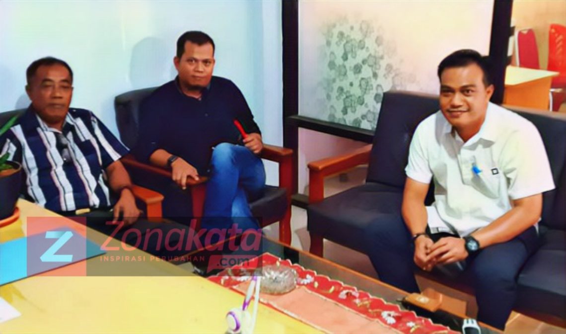 Masyarakat Antusias Daftar Jadi Anggota PPK 2 Masyarakat Antusias Daftar Jadi Anggota PPK