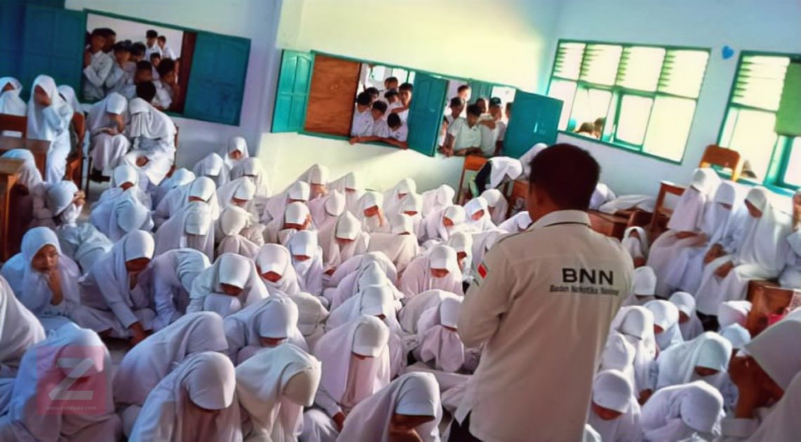 BNNK Edukasi Bahaya Narkoba di MTs Negeri 2 Tana Toraja