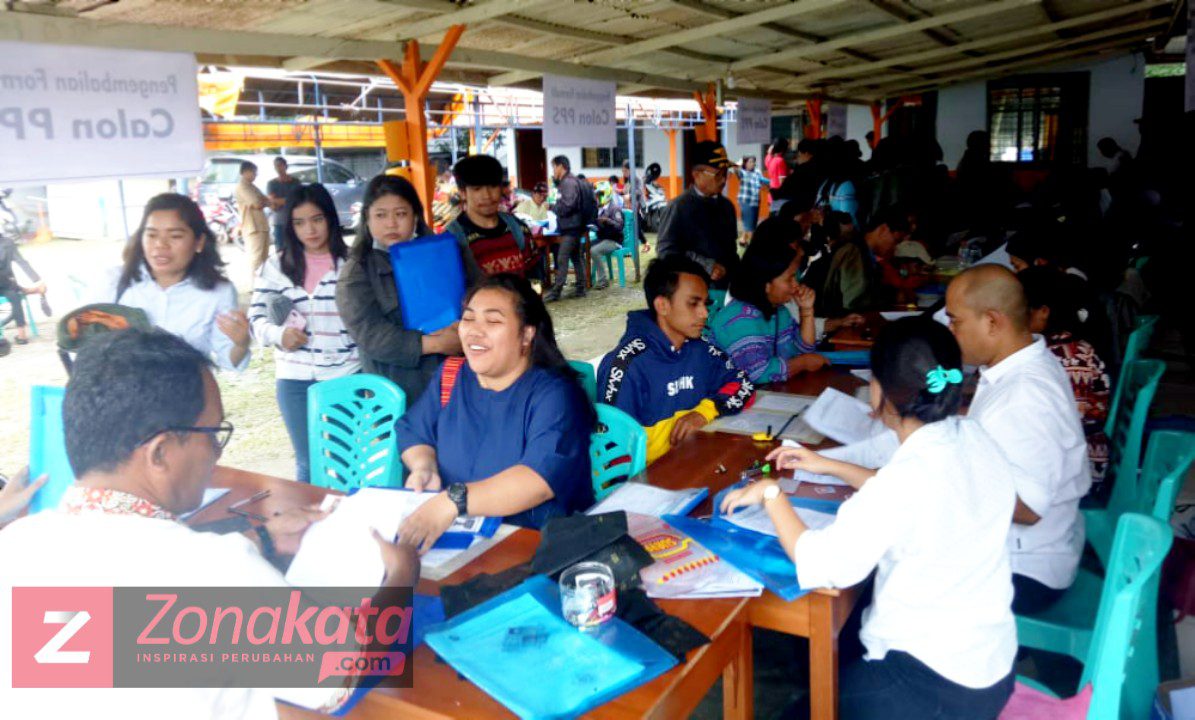 Pendaftar PPS di KPU Toraja Utara Membludak