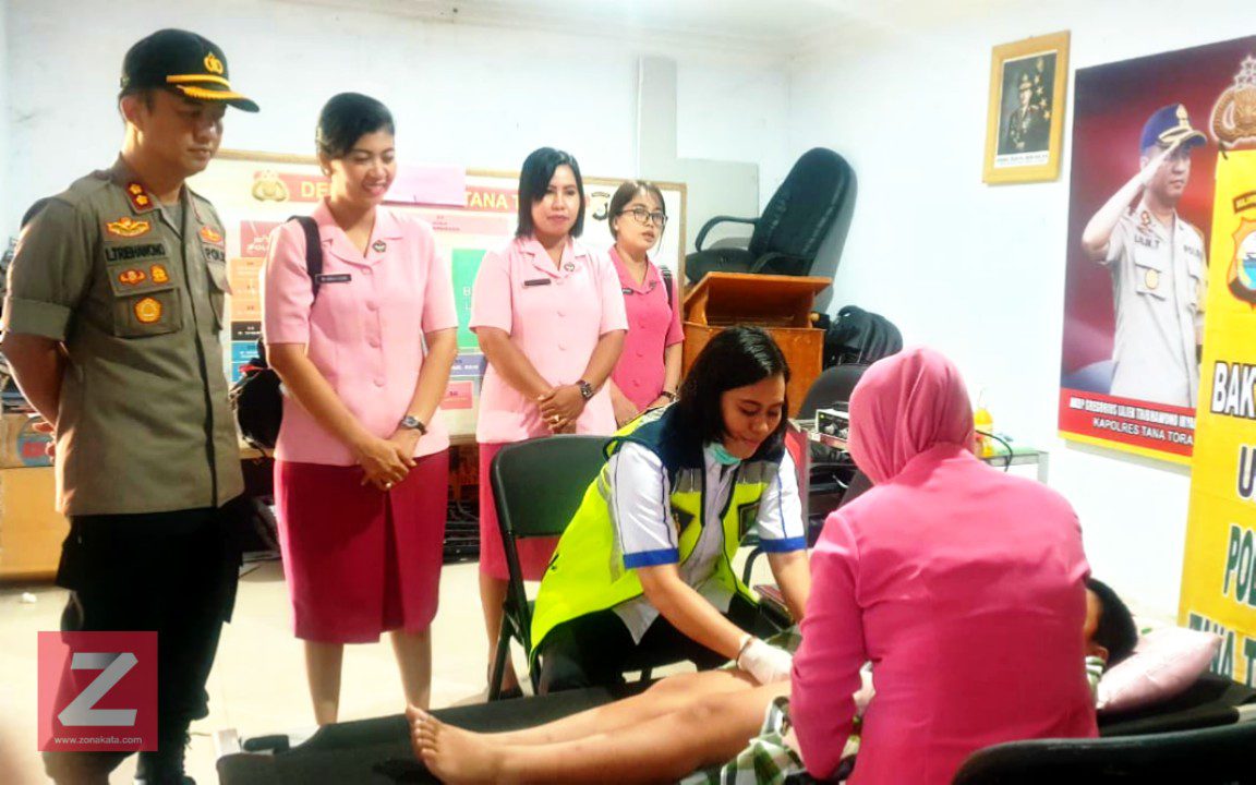 Peringati Milad ke 40, Kemala Bhayangkari Tana Toraja Gelar Donor Darah 2 Peringati Milad ke 40, Kemala Bhayangkari Tana Toraja Gelar Donor Darah