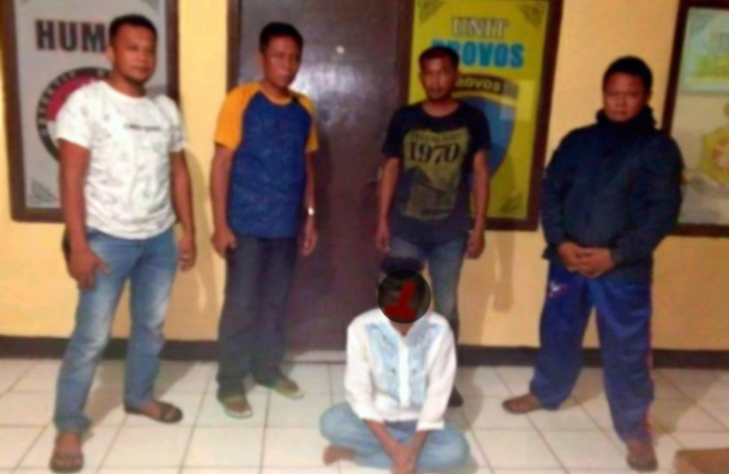 Tak Tahan Dijadikan Budak Seks, Seorang Anak di Luwu Laporkan Ayahnya Ke Polisi 2 Tak Tahan Dijadikan Budak Seks, Seorang Anak di Luwu Laporkan Ayahnya Ke Polisi