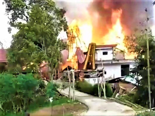 Kebakaran di Toraja Utara, 2 Tongkonan Ludes Dilahap Api