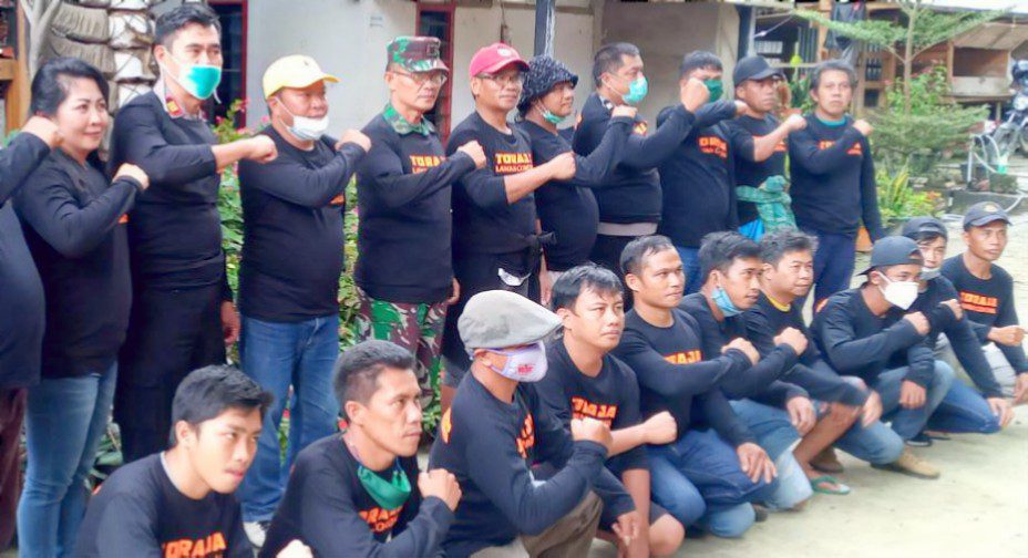 Ketua DPRD, Welem Sambolangi Bersama Tim dan Relawan Gelar Aksi Sosial di Masanda