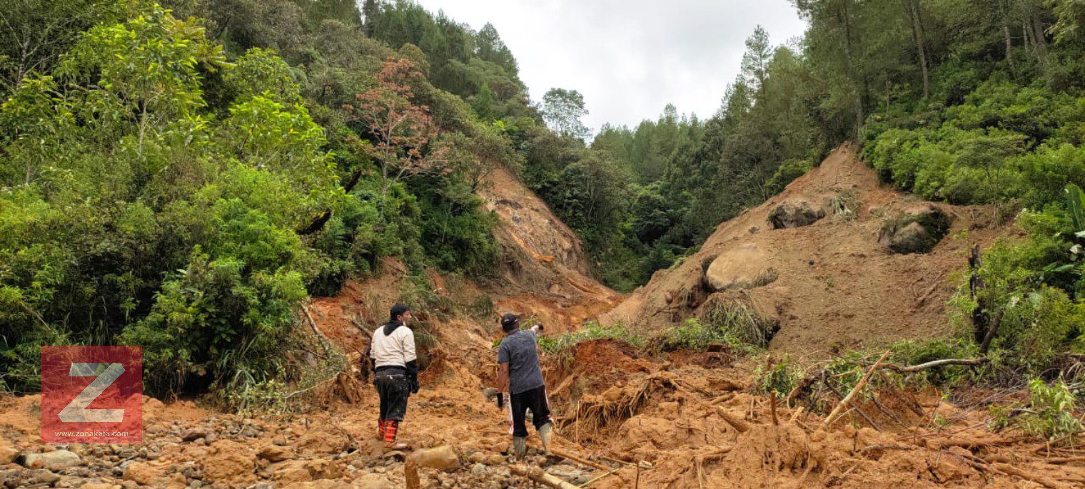 Longsor dan Banjir Bandang Melanda Tiga Lembang di Bittuang 3 Longsor dan Banjir Bandang Melanda Tiga Lembang di Bittuang