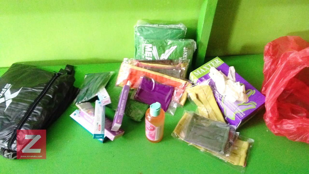 Anggota DPRD Soroti APD Yang Dibagikan Ke Setiap Puskesmas 4 Anggota DPRD Soroti APD Yang Dibagikan Ke Setiap Puskesmas