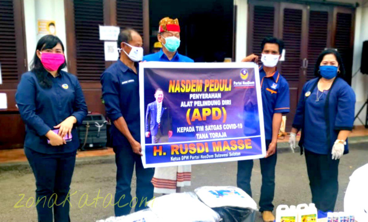 Gerakan Nasdem Peduli Sumbang APD Untuk Satgas Covid-19 Tana Toraja