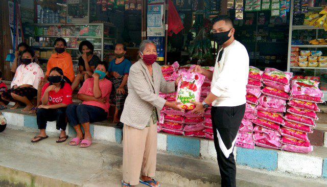 Wagub Sulsel, Andi Sudirman Salurkan Bantuan di Toraja dan Enrekang 2 Wagub Sulsel, Andi Sudirman Salurkan Bantuan di Toraja dan Enrekang