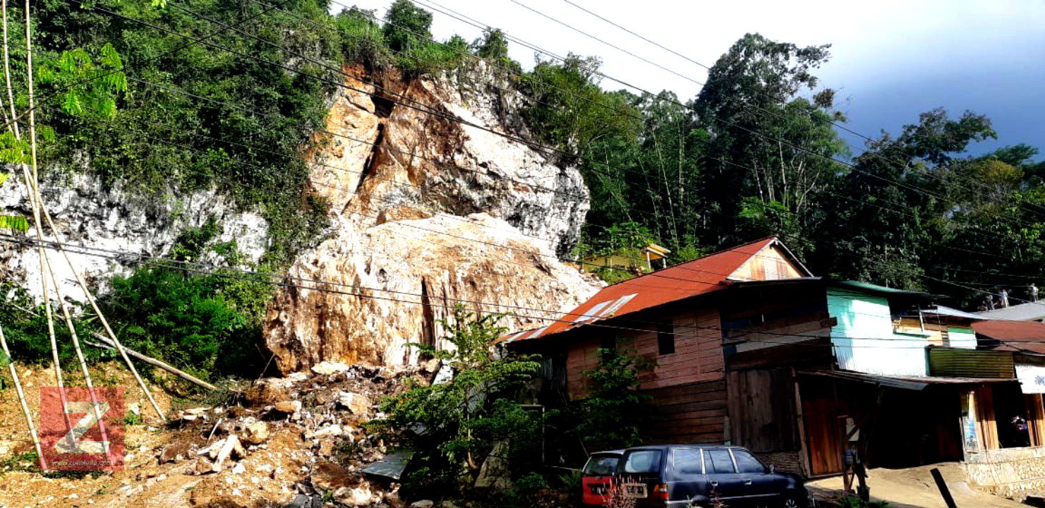 Dua Rumah di Se’pon Makale, Hampir Tertimpa Batu Besar