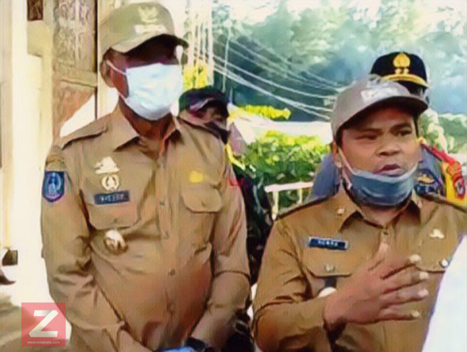 Buntut Dari Aksi Protes Warga, Pemkab Enrekang dan Tana Toraja Bertemu, Ini Hasilnya 1 Buntut Dari Aksi Protes Warga, Pemkab Enrekang dan Tana Toraja Bertemu, Ini Hasilnya