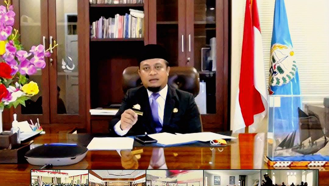 Ikuti Paripurna 18th Palopo Secara Virtual, Wagub Sulsel Ajak di Siplin Protapkes 2 Ikuti Paripurna 18th Palopo Secara Virtual, Wagub Sulsel Ajak di Siplin Protapkes