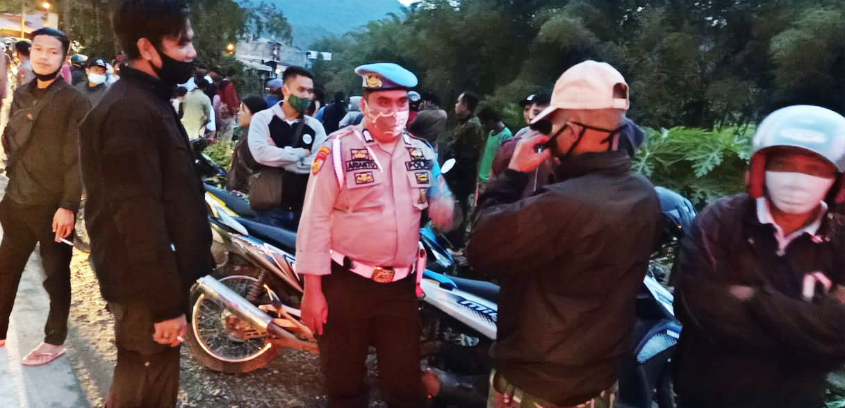 Pemancing Temukan Mayat Bayi Laki–laki Tersangkut di Sungai Sa'dan 2 Pemancing Temukan Mayat Bayi Laki–laki Tersangkut di Sungai Sa'dan