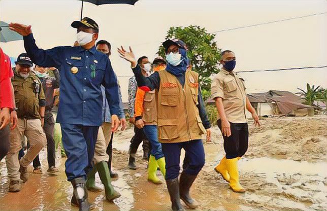 Menteri PUPR Basoeki dan Gubernur Nurdin Abdullah Kunjungi Luwu Utara 3 Menteri PUPR Basoeki dan Gubernur Nurdin Abdullah Kunjungi Luwu Utara