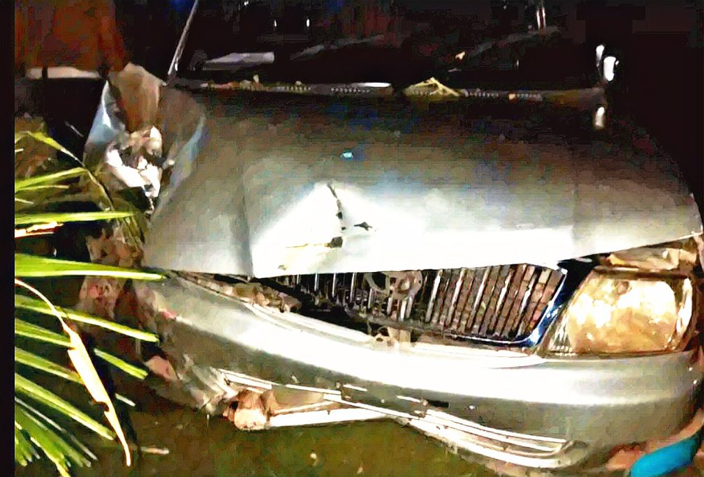 Ingin ke Toraja, Sebuah Mini Bus Terlibat Lakalantas di Anggeraja Enrekang