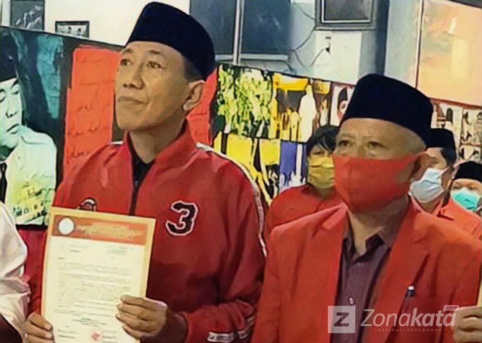 PDIP Resmi Usung Albertus Patarru-John Diplomasi di Pilkada Tana Toraja 1 PDIP Resmi Usung Albertus Patarru-John Diplomasi di Pilkada Tana Toraja