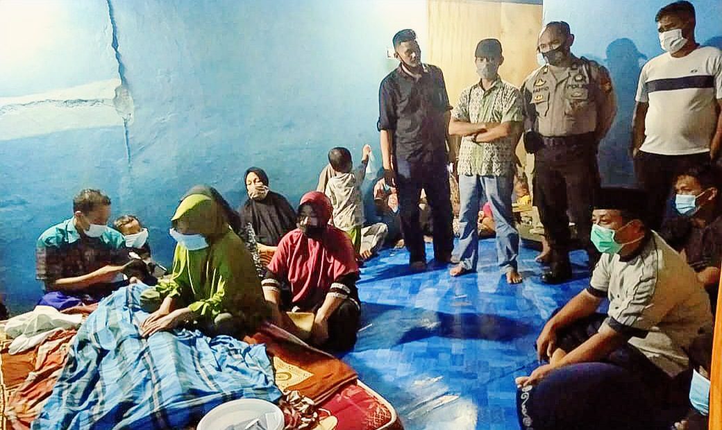 Wagub Sulsel Melayat ke Rumah Duka Korban Tenggelam di Waduk Nipa-Nipa